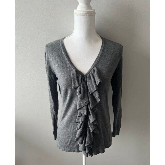 DKNYC Fall Chic Grey Long Sleeve Button Down Ruffle Front Knit Sweater Cardigan - Picture 1 of 9